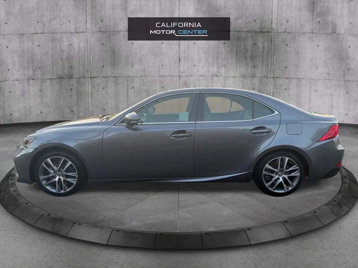 Used 2019 Lexus IS 300 w/ Accessory Package 2 RWD image 8