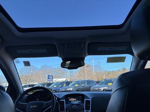Used 2014 Chevrolet Cruze LT w/ Sun, Sound and Sport Package image 31