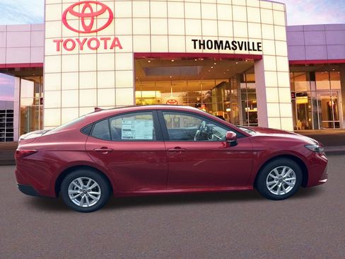 New 2025 Toyota Camry LE w/ Convenience Package image 4