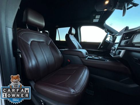 Used 2024 Ford Expedition Max Limited image 23
