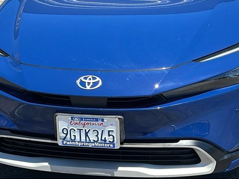 Used 2023 Toyota Prius Prime FWD image 3