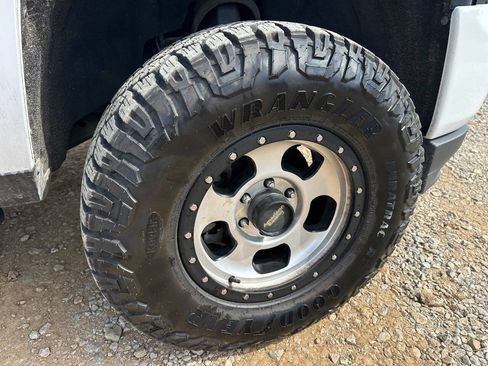 Used 2017 Chevrolet Silverado 1500 LT w/ All Star Edition image 30