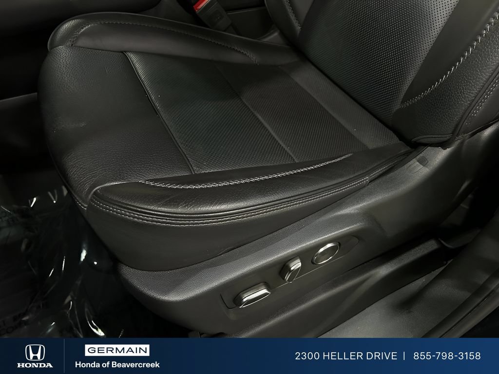 Used 2024 GMC Yukon Denali w/ Max Trailering Package AWD/4WD image 14