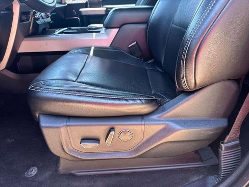 Used 2019 Ford F250 Lariat w/ Lariat Ultimate Package AWD/4WD image 18