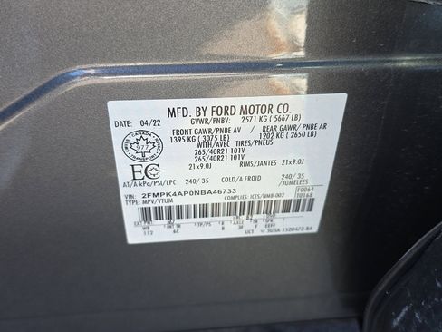 Used 2022 Ford Edge ST w/ Equipment Group 401A AWD/4WD image 27