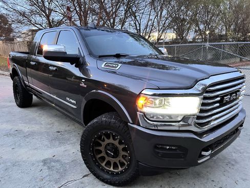 Used 2019 RAM 2500 Limited image 3