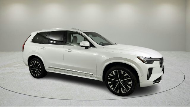New 2026 Volvo XC90 T8 Plus w/ Protection Package AWD/4WD image 2