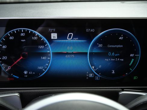 Certified 2021 Mercedes-Benz GLB 250 4MATIC image 30