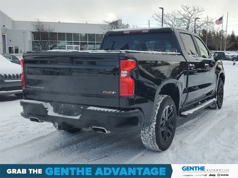 Used 2024 Chevrolet Silverado 1500 RST w/ Z71 Off-Road Package image 4