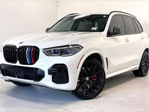 Used 2023 BMW X5 M50i w/ Executive Package image 2