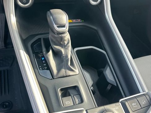 Used 2024 Toyota Grand Highlander XLE image 22