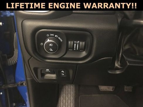 Certified 2025 RAM 1500 Big Horn AWD/4WD image 16