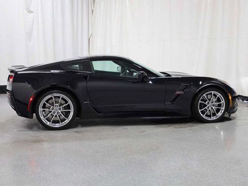 Used 2018 Chevrolet Corvette Grand Sport RWD image 10
