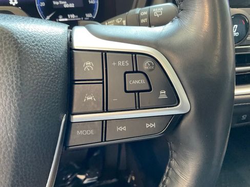 Certified 2024 Toyota Grand Highlander AWD image 13