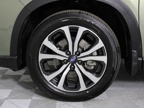Used 2020 Subaru Forester Limited image 31