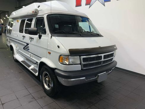 Used 1996 Dodge B3500 image 2