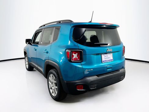 Used 2022 Jeep Renegade Latitude w/ Convenience Group AWD/4WD image 7