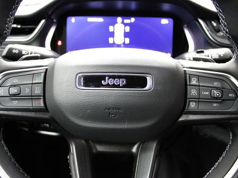 New 2026 Jeep Grand Cherokee Laredo image 11