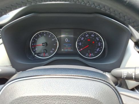 Used 2019 Toyota RAV4 XLE Premium FWD image 29