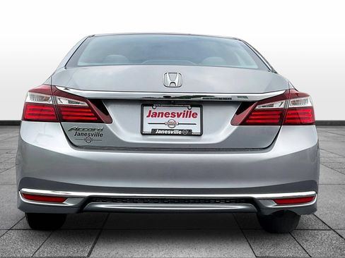Used 2017 Honda Accord LX image 6