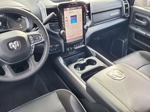 Used 2025 RAM 3500 Laramie image 29