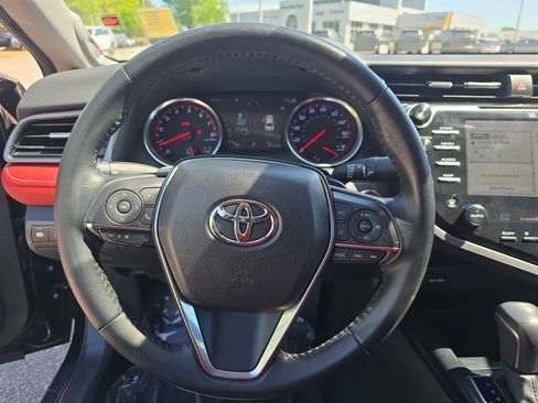 Used 2020 Toyota Camry XSE w/ Navigation Package image 16