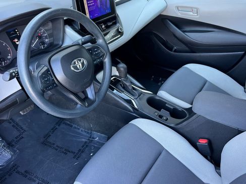 Used 2023 Toyota Corolla LE FWD image 11