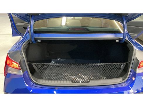 Certified 2025 Hyundai Elantra Sport image 14