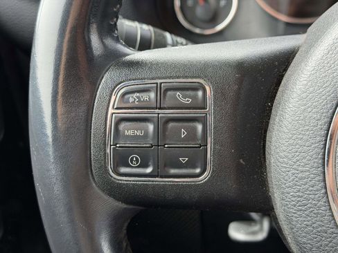 Used 2016 Jeep Wrangler Unlimited Rubicon w/ Dual Top Group image 17