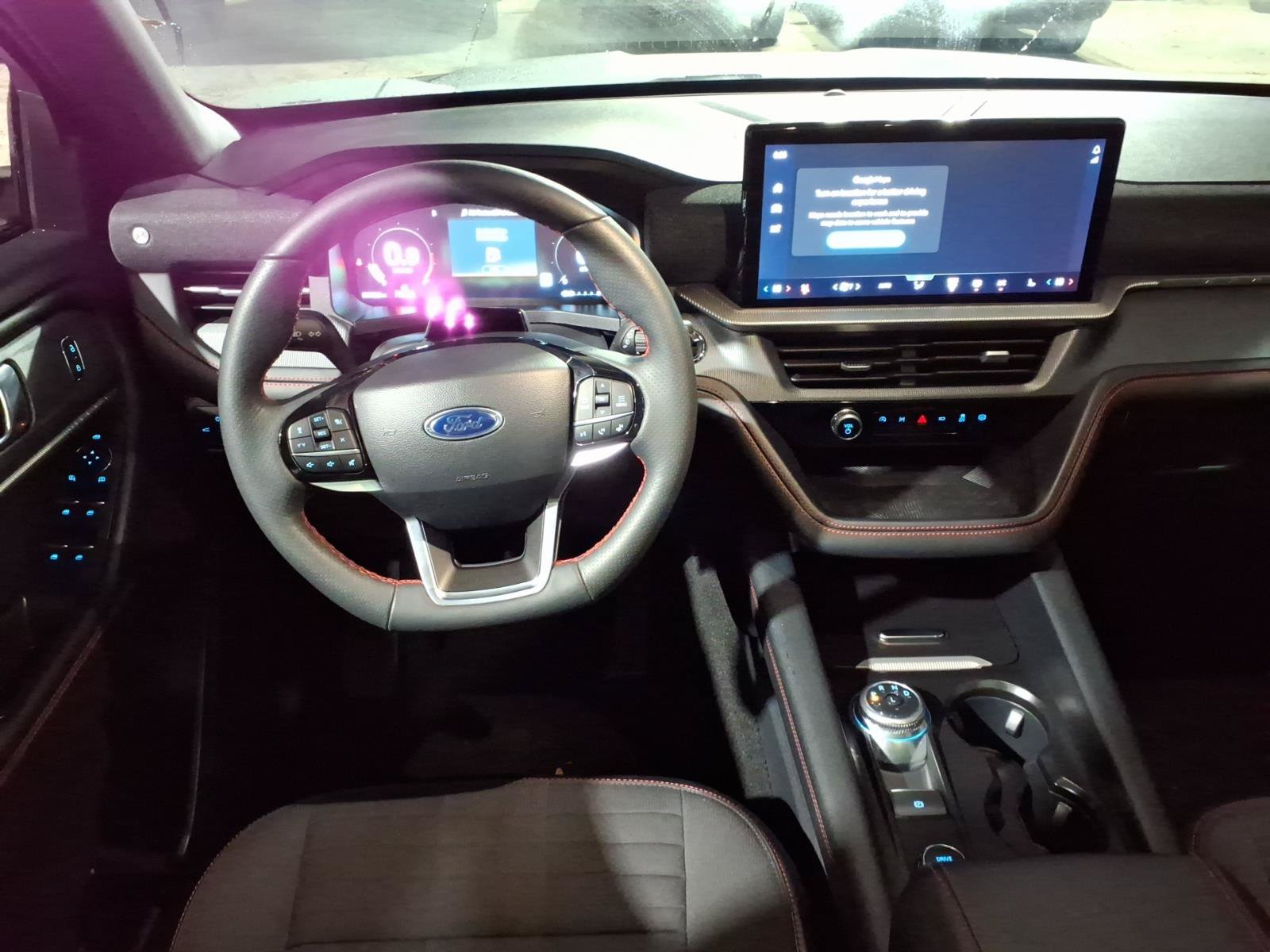 Certified 2025 Ford Explorer ST-Line AWD/4WD image 16