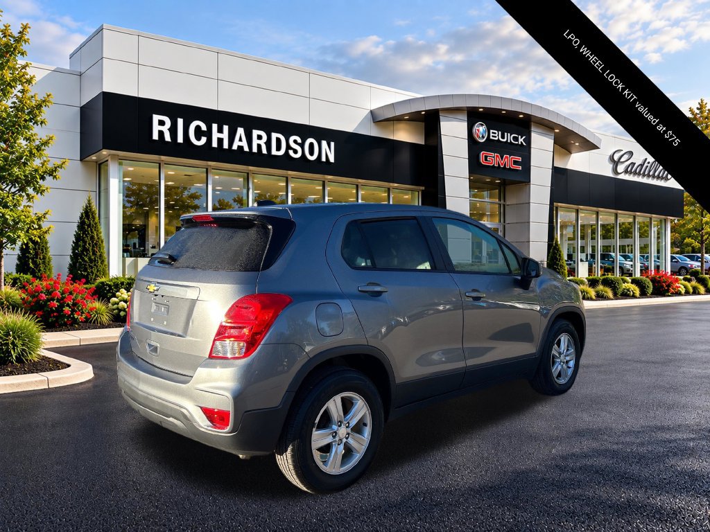Used 2020 Chevrolet Trax LS w/ Tint and Cruise Package FWD image 4