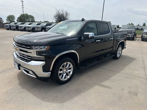 Used 2019 Chevrolet Silverado 1500 LTZ AWD/4WD image 28