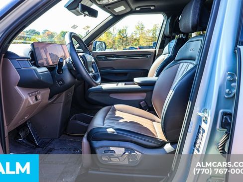 Used 2024 Kia EV9 GT-Line image 18