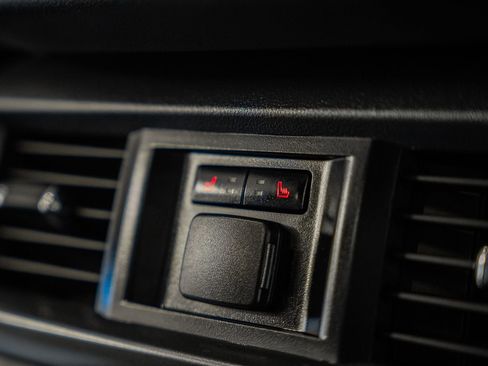 Certified 2023 Ford F150 Lariat w/ Equipment Group 502A High image 41