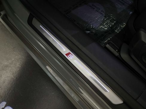 Used 2023 Audi S7 Prestige w/ Prestige Package image 18