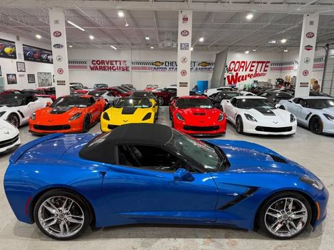 Used 2014 Chevrolet Corvette Stingray Convertible w/ 2LT Preferred Equipment Group RWD image 6