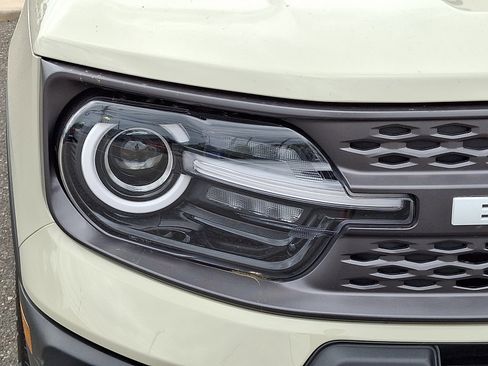 Used 2025 Ford Bronco Sport Big Bend AWD/4WD image 9
