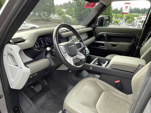 Used 2020 Land Rover Defender 110 S AWD/4WD image 9
