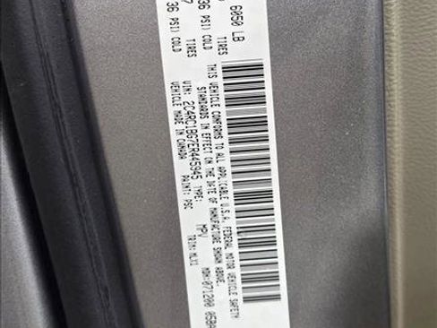 Used 2014 Chrysler Town & Country Touring FWD image 22