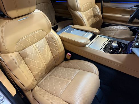 Used 2022 Jeep Grand Wagoneer Series III w/ Rear Seat Video Group 1 image 61