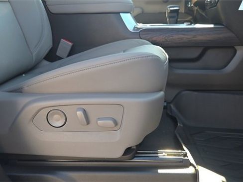 New 2026 GMC Sierra 1500 SLT w/ SLT Premium Package image 15