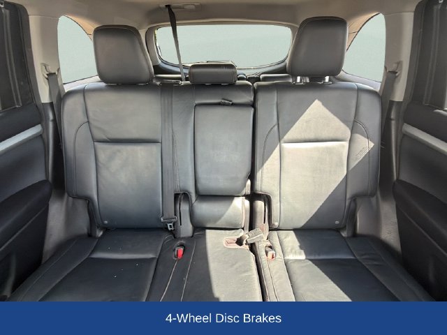 Used 2016 Toyota Highlander XLE AWD/4WD image 18