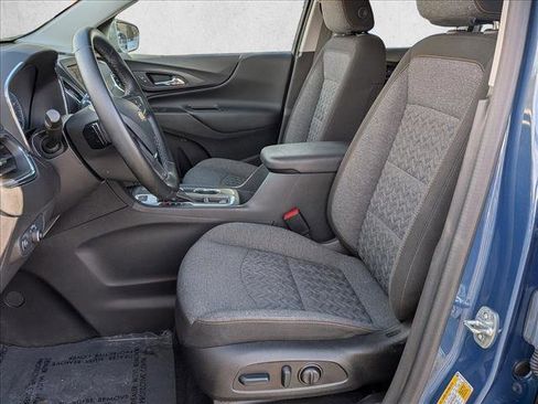 Used 2024 Chevrolet Equinox LT image 19