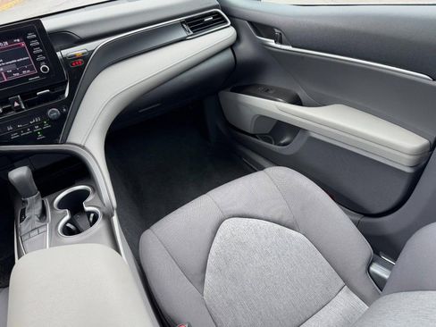 Used 2024 Toyota Camry LE image 15