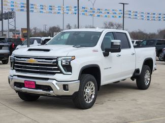 New 2026 Chevrolet Silverado 2500 LTZ w/ LTZ Premium Package video 2