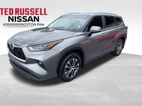 Used 2026 Toyota Highlander XLE AWD/4WD image 1