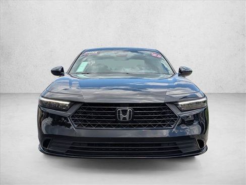 Used 2023 Honda Accord Sport image 2