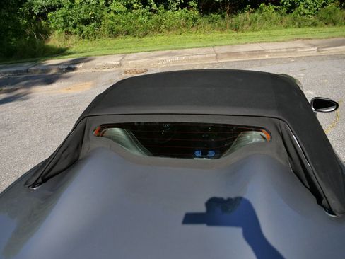 Used 2007 Pontiac Solstice Convertible w/ Premium Package RWD image 28