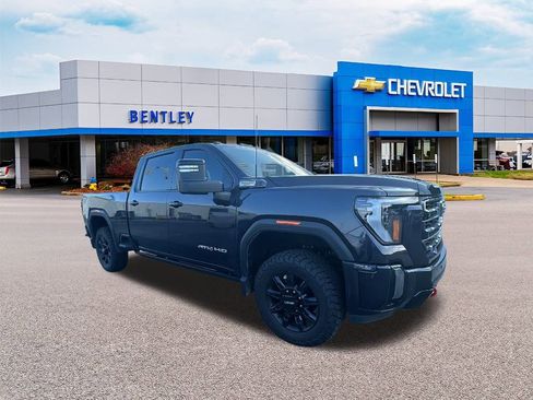 Used 2024 GMC Sierra 2500 AT4 w/ AT4 Premium Plus Package image 7