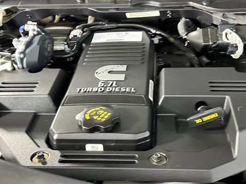Used 2024 RAM 2500 Big Horn image 33